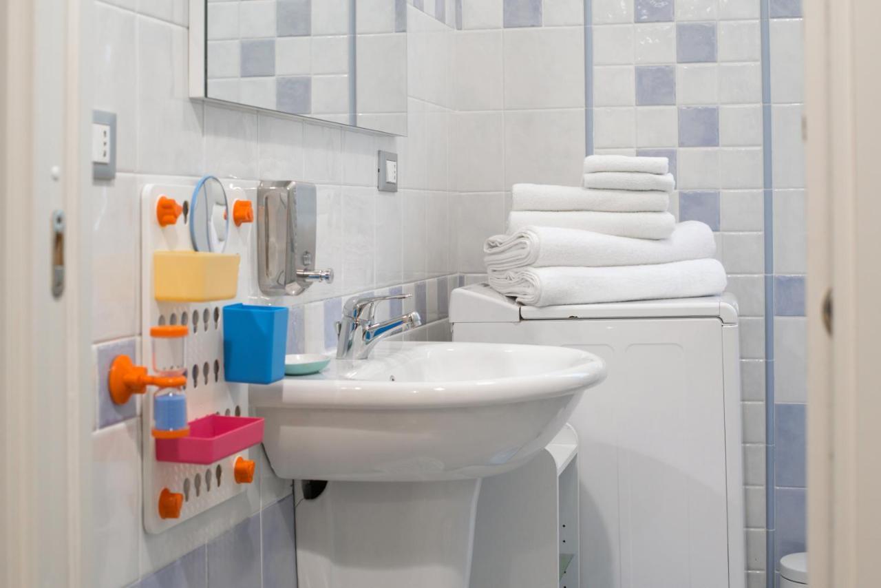 Babyaccommodation Family Sea & Box Pietra Ligure Eksteriør bilde