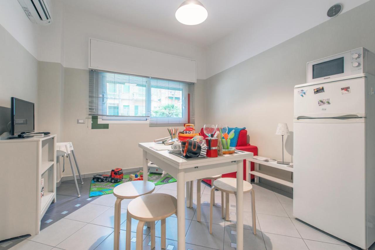 Babyaccommodation Family Sea & Box Pietra Ligure Eksteriør bilde